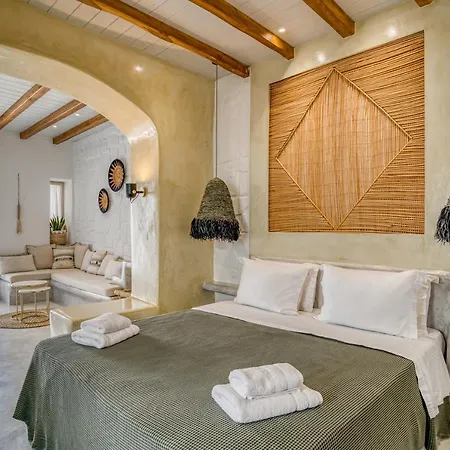 Aegis Royale * Naousa (Paros)