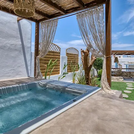 Apartment Aegis Royale Naousa (Paros)