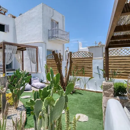 Aegis Royale Apartment Naousa (Paros)