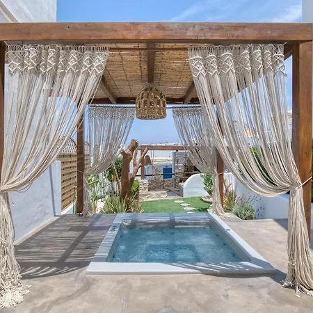 Aegis Royale Apartment Naousa (Paros)